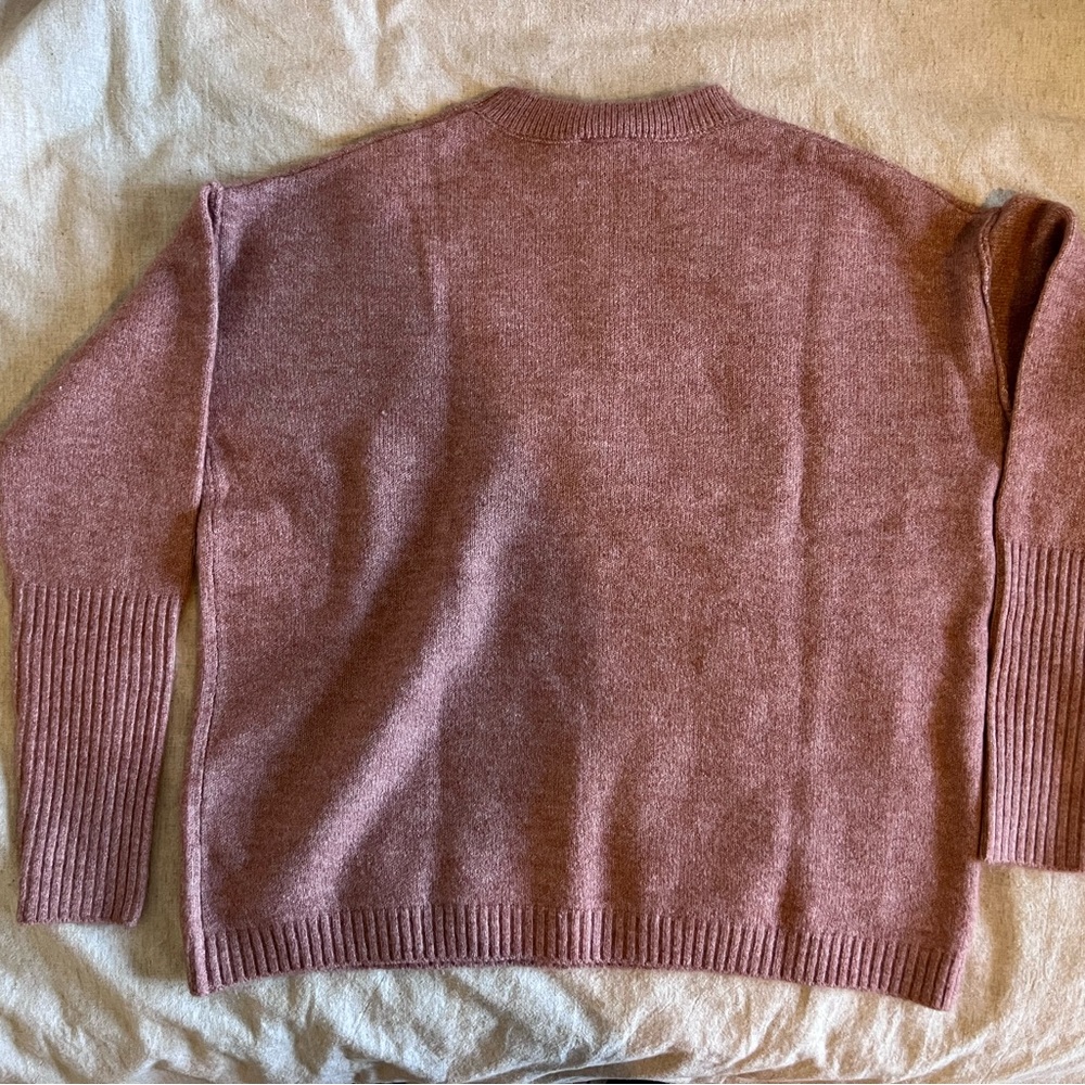 Pink Sweater - Picture 3 of 4